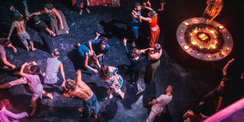 Performance Blanco Museum